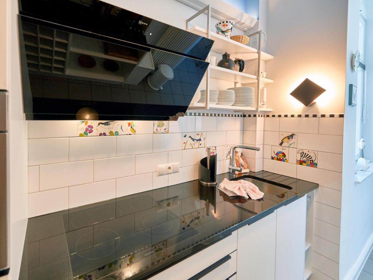 Villa Strandeck In Binz - Wg 1 Mit Meerblick, Terrasse, Wintergarten Kültér fotó